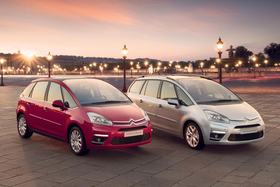 Citroen C4 Picasso 2011 года  (фото 2 из 13)